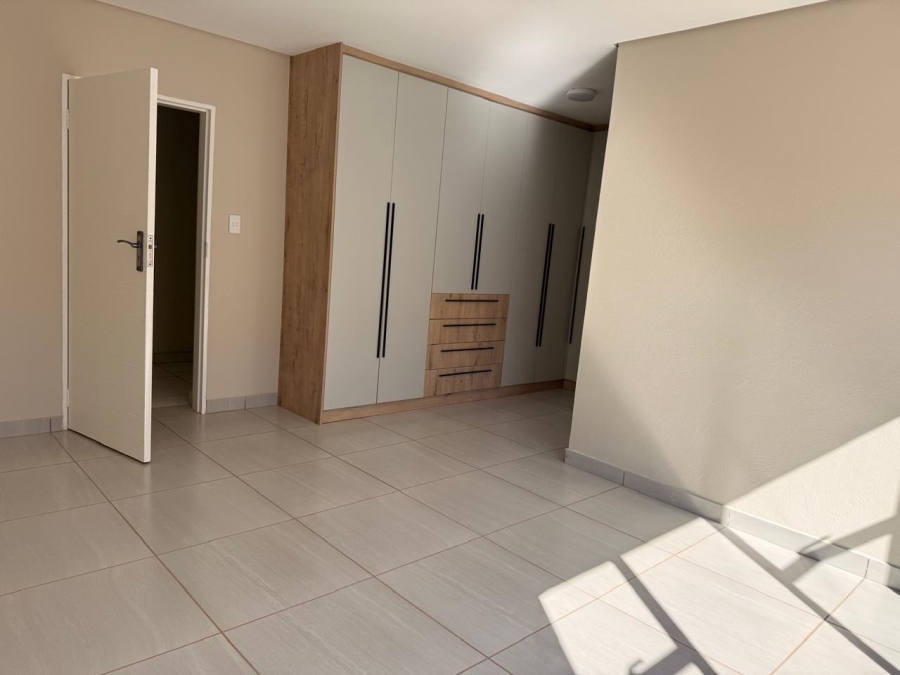 4 Bedroom Property for Sale in Buffelspoort Eco Estate North West